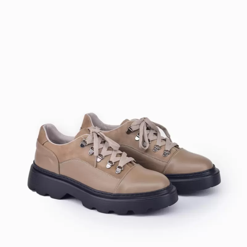 Red Rocks Casual N025