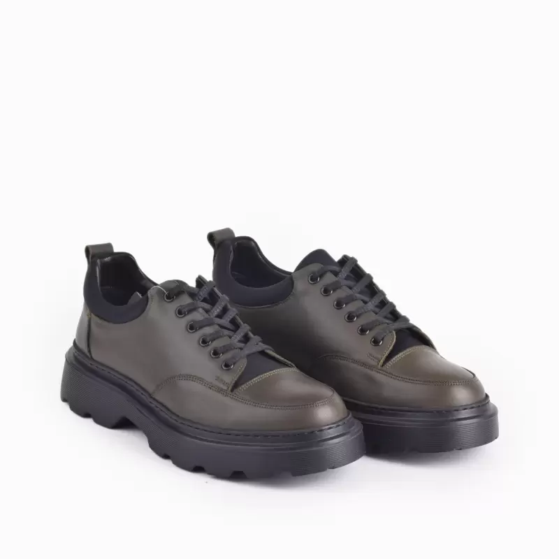 Red Rocks Casual N023